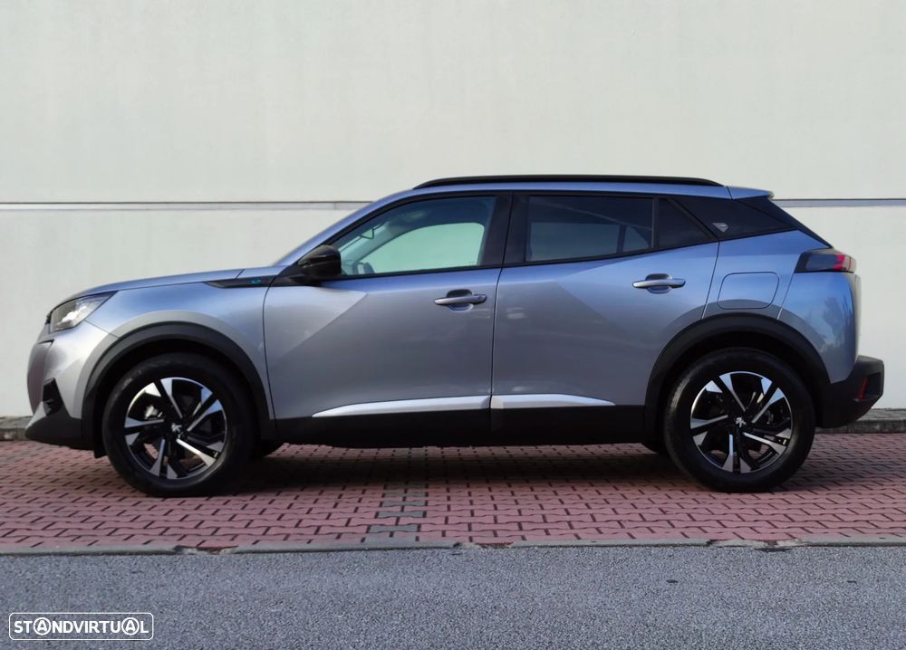 Peugeot e-2008 Allure - 13