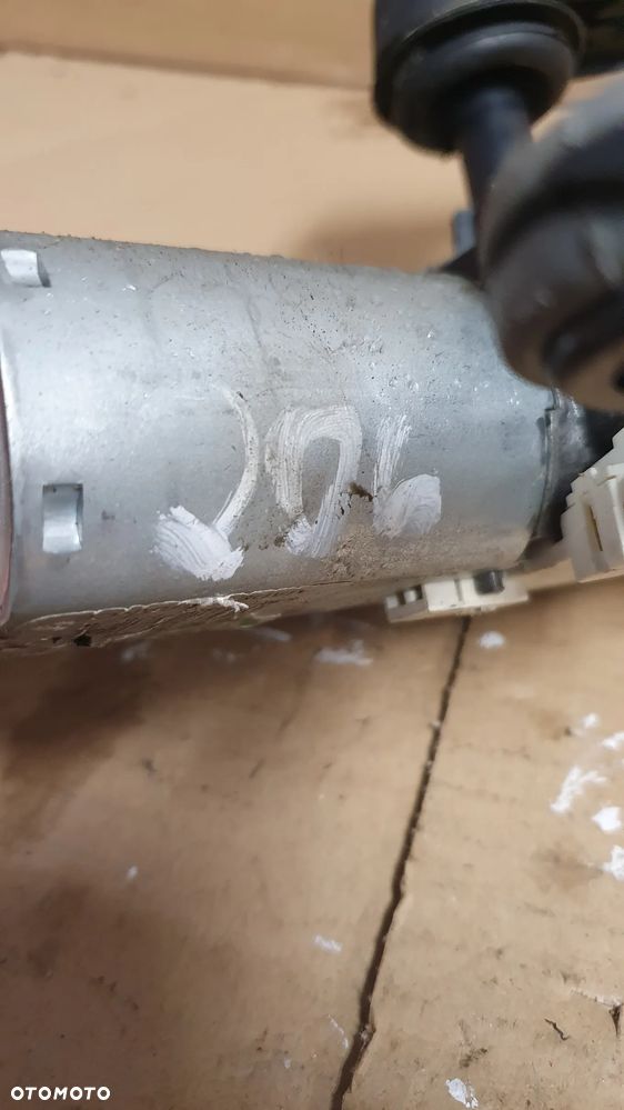 SILNICZEK WYCIERACZKI TYŁ PEUGEOT 206 nr 9638664980  53017812 - 4
