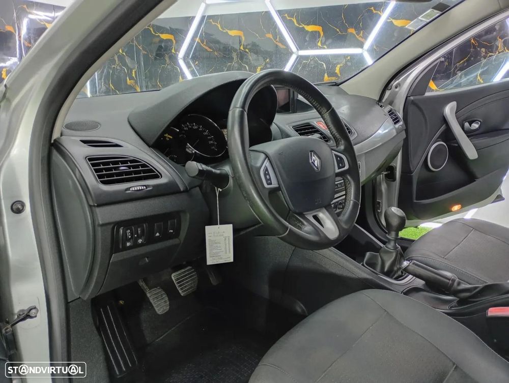 Renault Fluence - 12