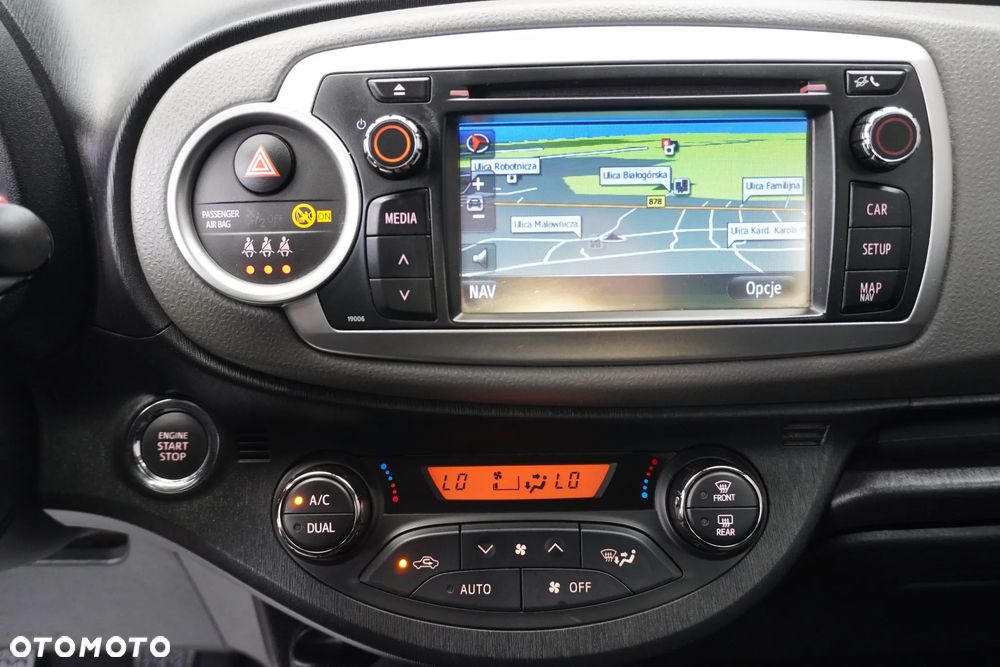 Toyota Yaris 1.33 VVT-i Executive - 21