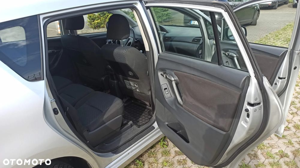 Toyota Verso 2.0 D-4D Luna - 10