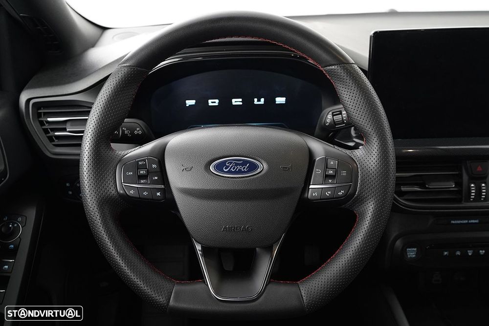 Ford Focus 1.0 EcoBoost MHEV ST-Line - 15