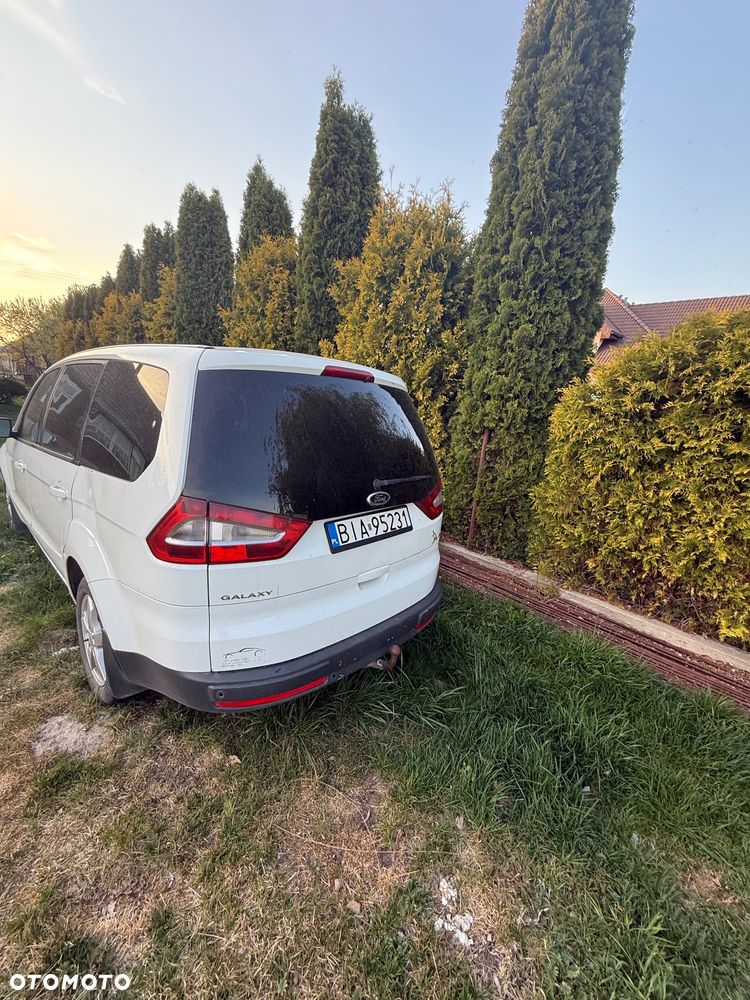 Ford Galaxy - 4