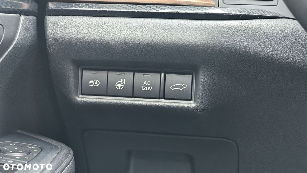 Toyota Grand Highlander - 20