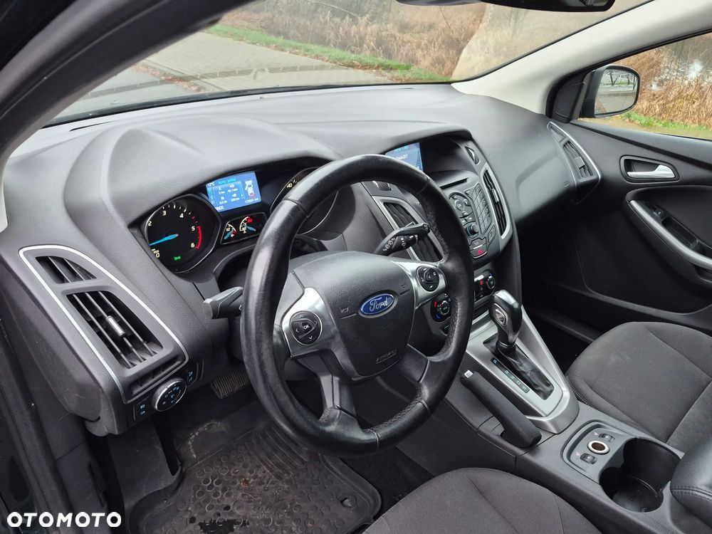 Ford Focus - 10