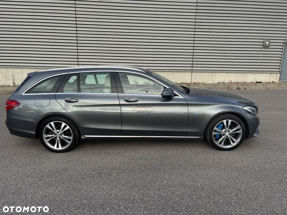 Mercedes-Benz Klasa C 250 7G-TRONIC - 4