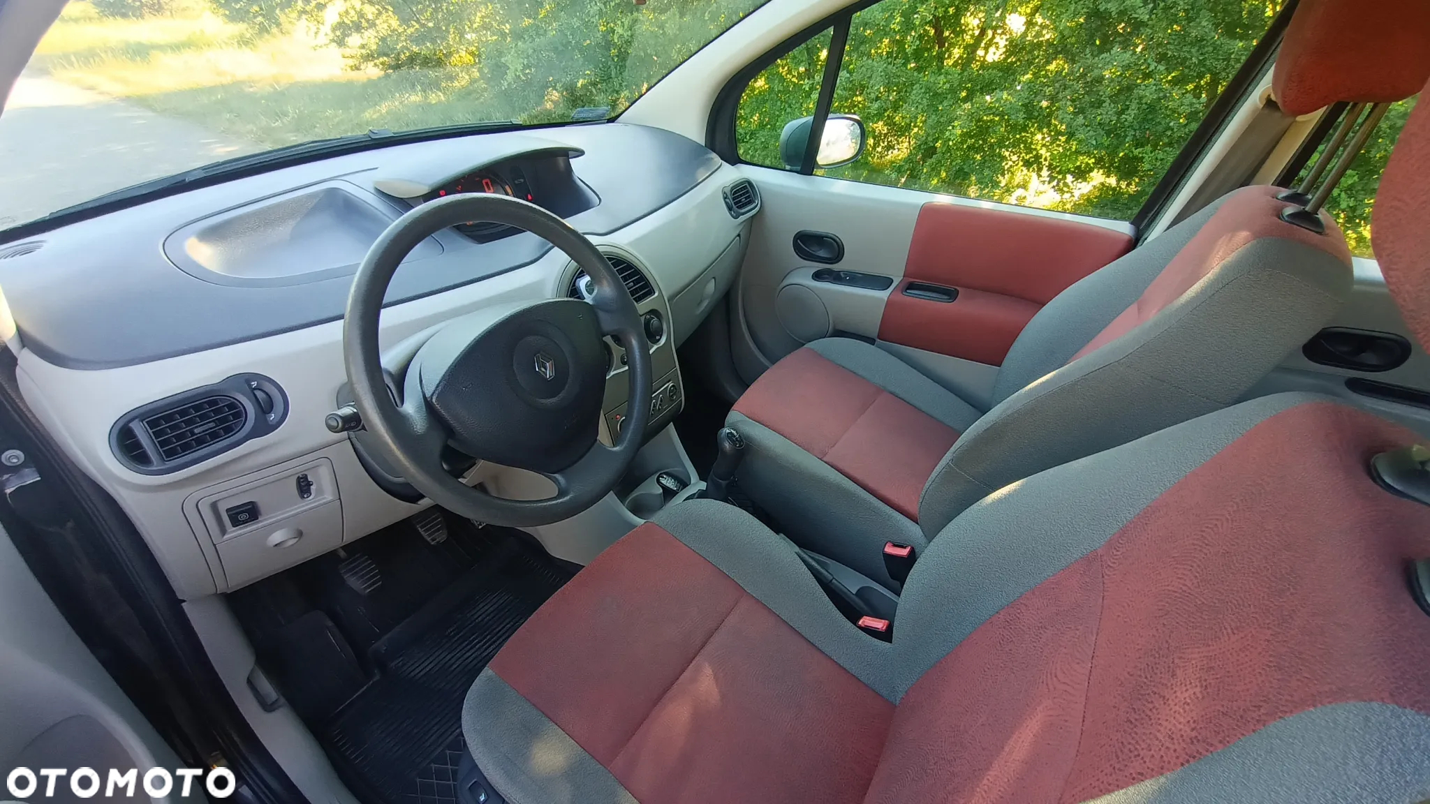 Renault Modus 1.6 16V Authentique - 9