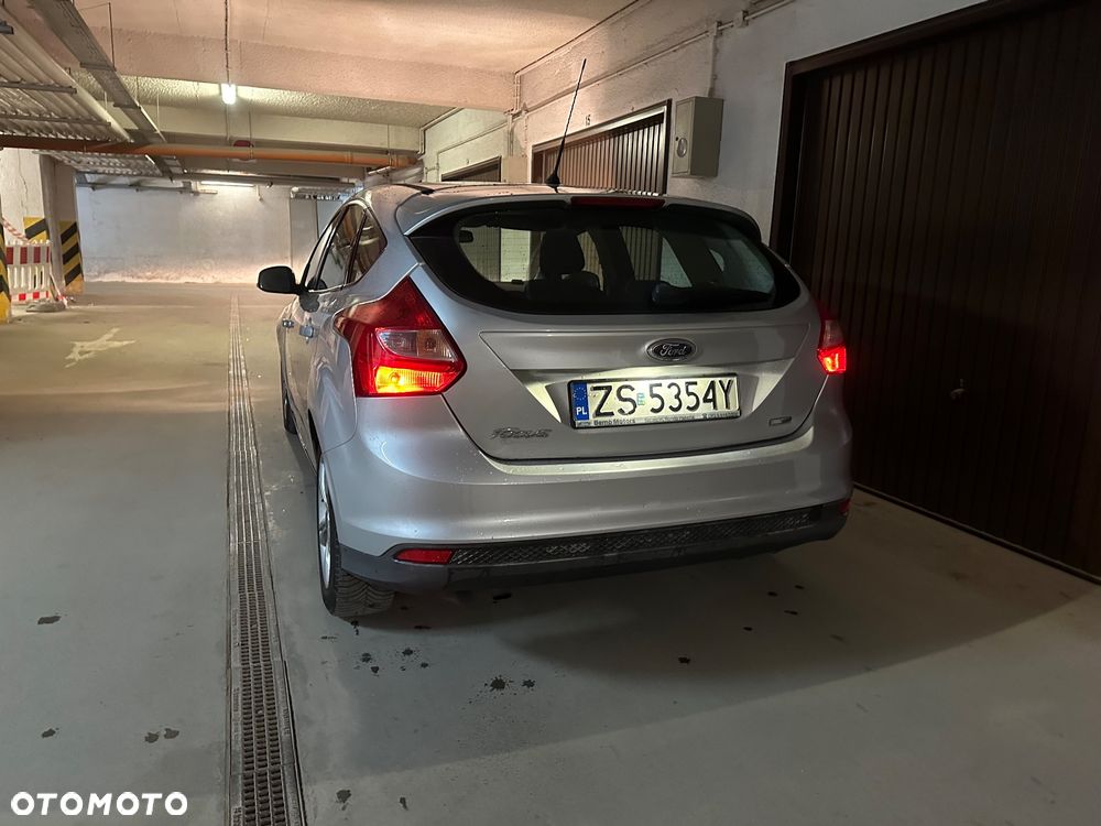Ford Focus 1.0 EcoBoost Edition - 37