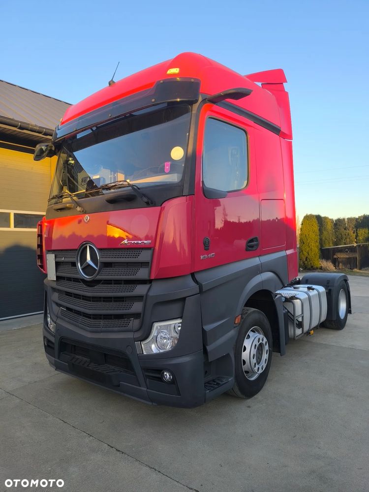 Mercedes-Benz ACTROS - 4