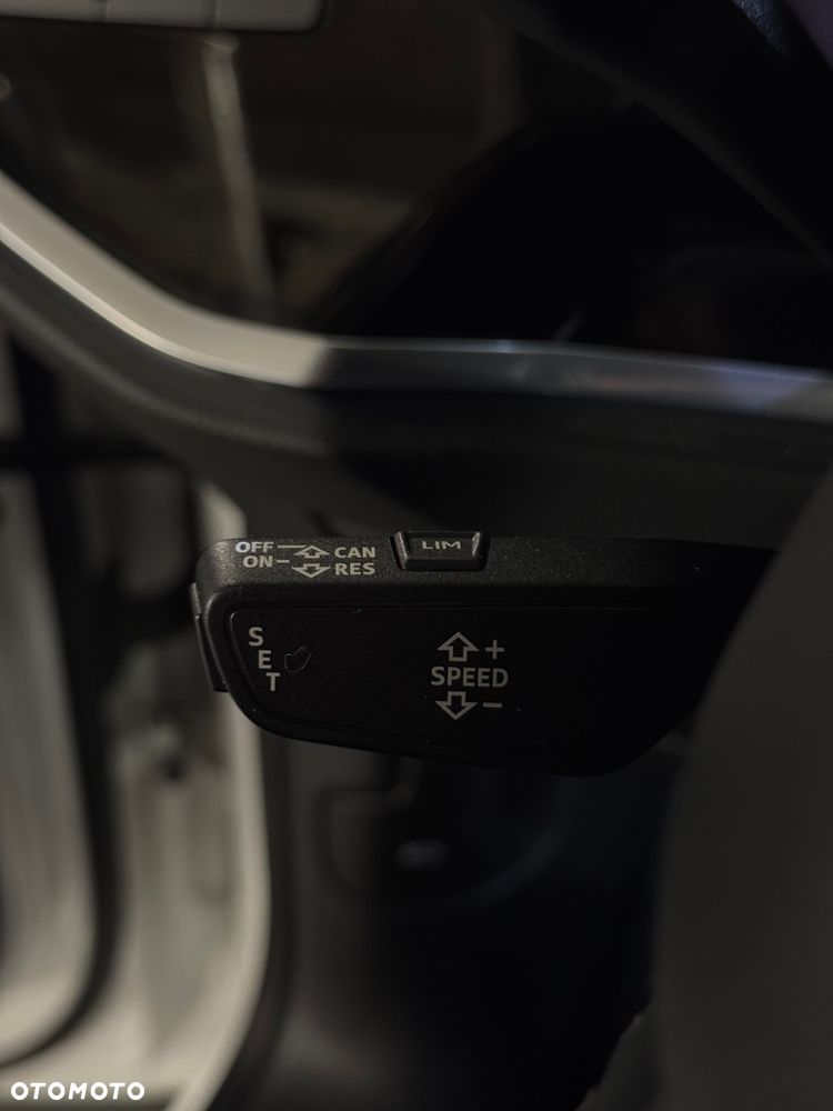 Audi Q3 35 TFSI mHEV S-Line S tronic - 26