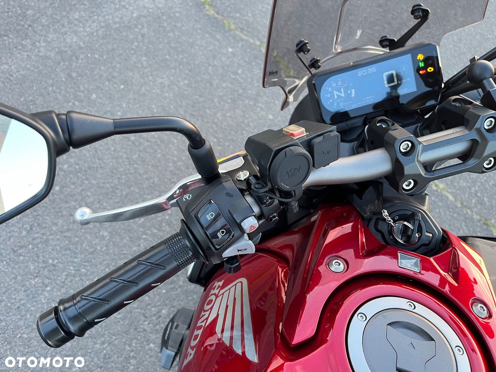 Honda CB - 23