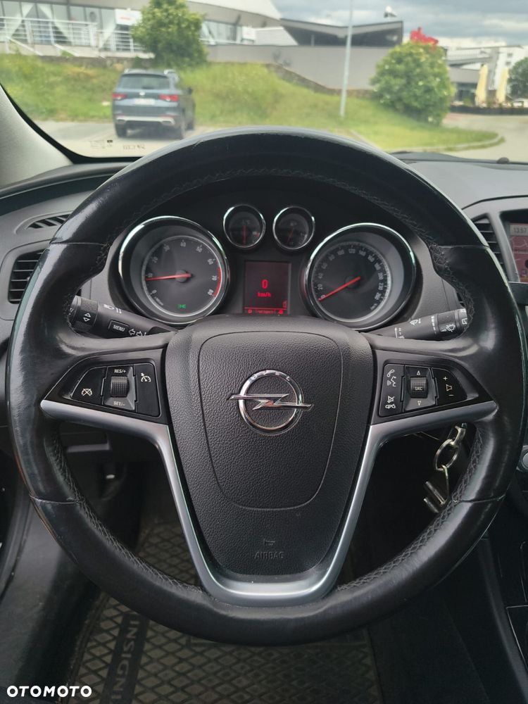 Opel Insignia 2.0 T Sport 4x4 - 10