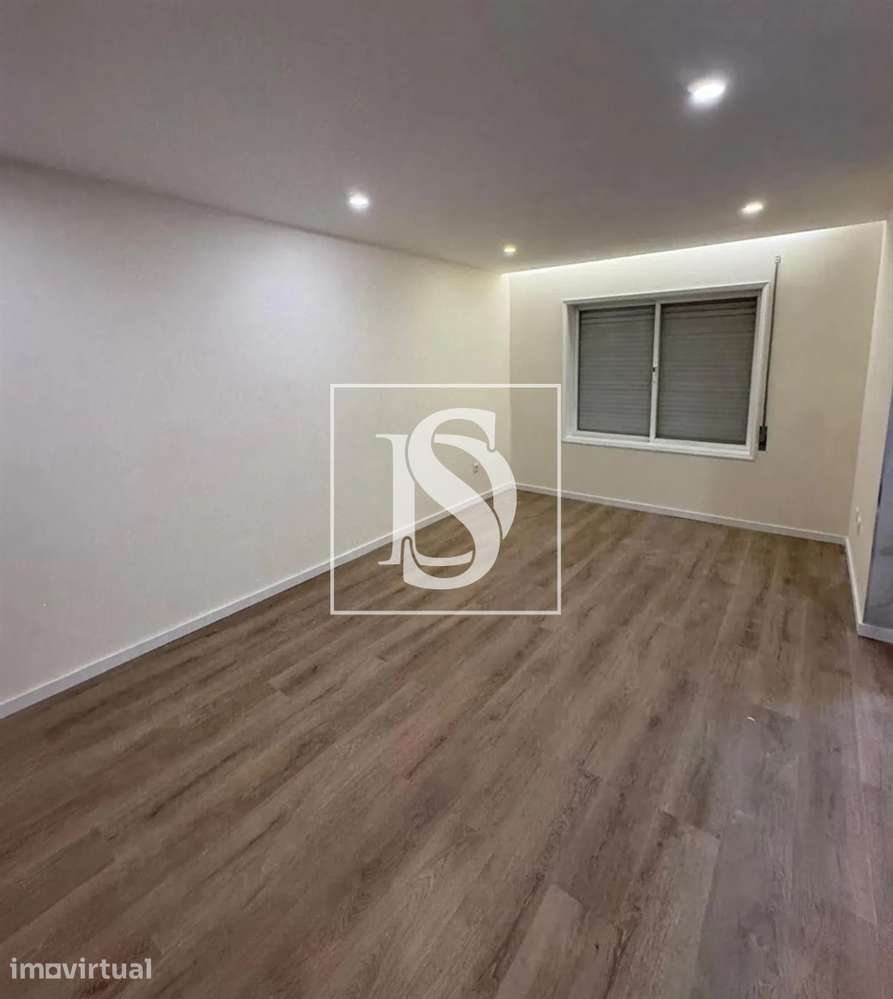 Apartamento T2 Venda em Ermesinde,Valongo - Grande imagem: 2/13