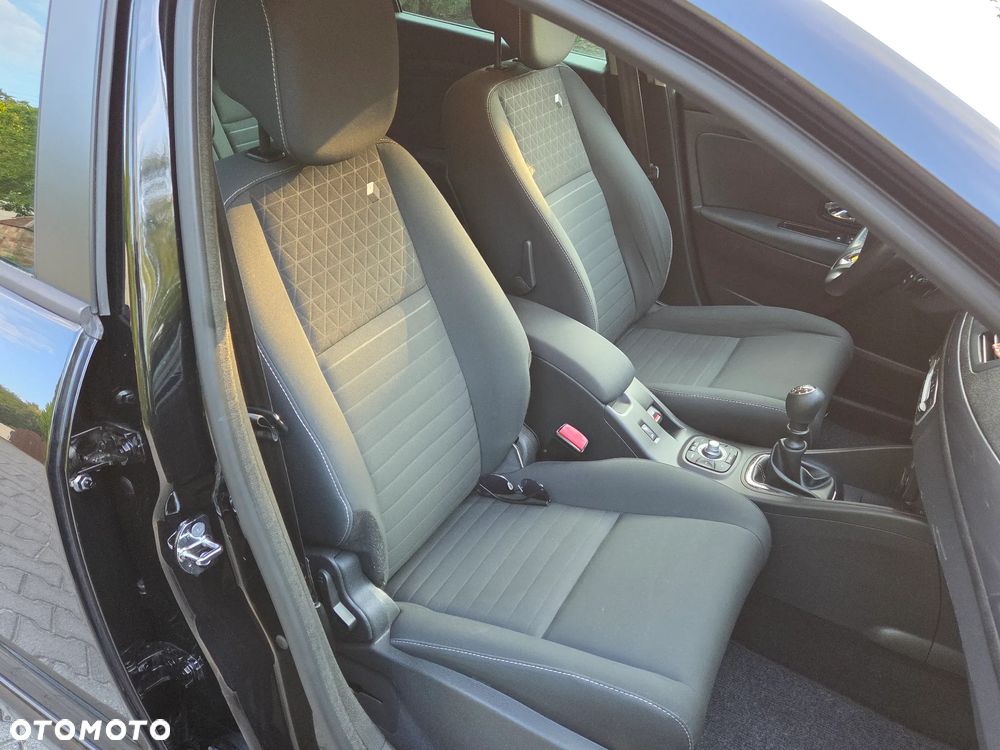 Renault Megane ENERGY dCi 110 LIMITED - 28