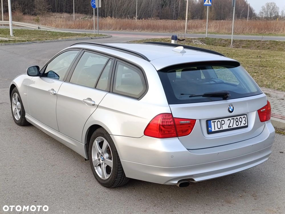 BMW Seria 3 318d DPF Edition Exclusive - 15