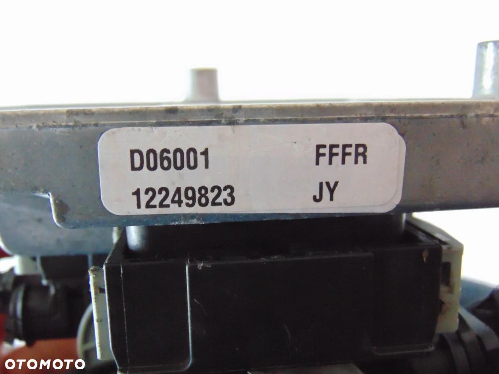 Komputer sterownik silnika 12249823 FFFR Opel Meriva A I benzyna 1.6 - 4