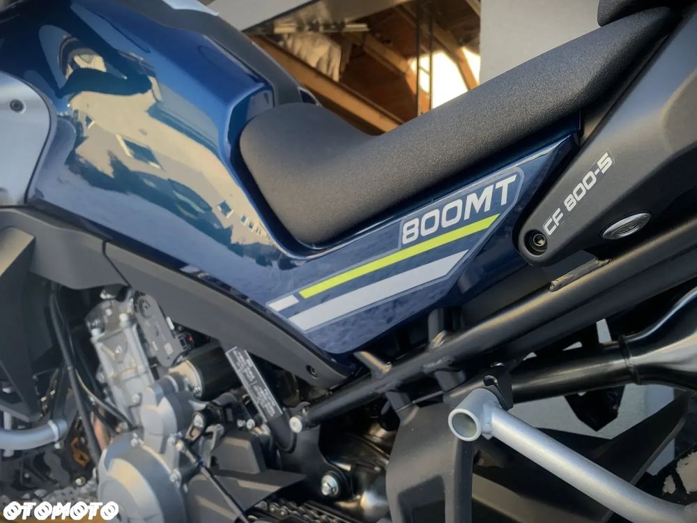 CFMoto MT - 12