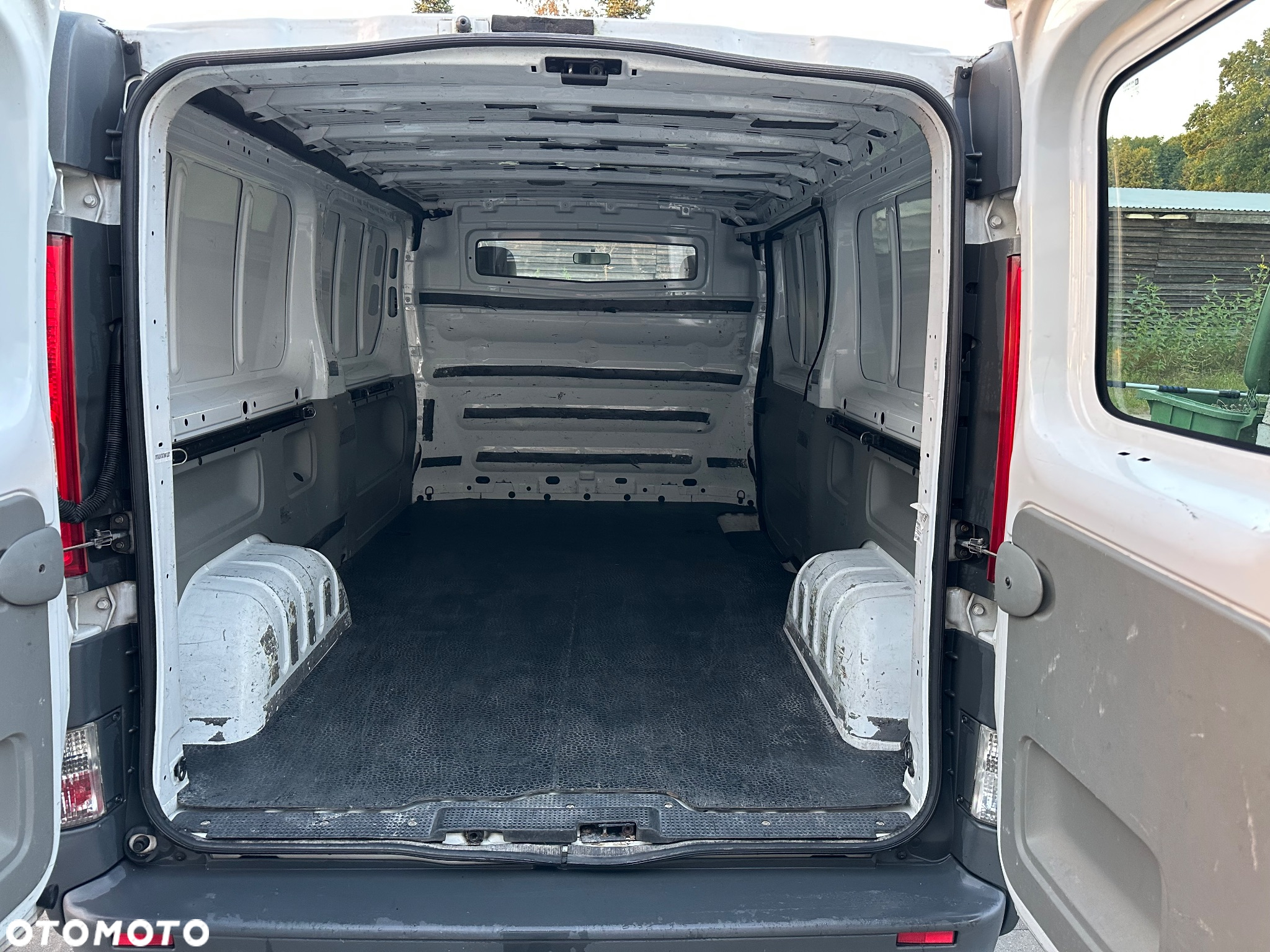 Opel VIVARO - 8