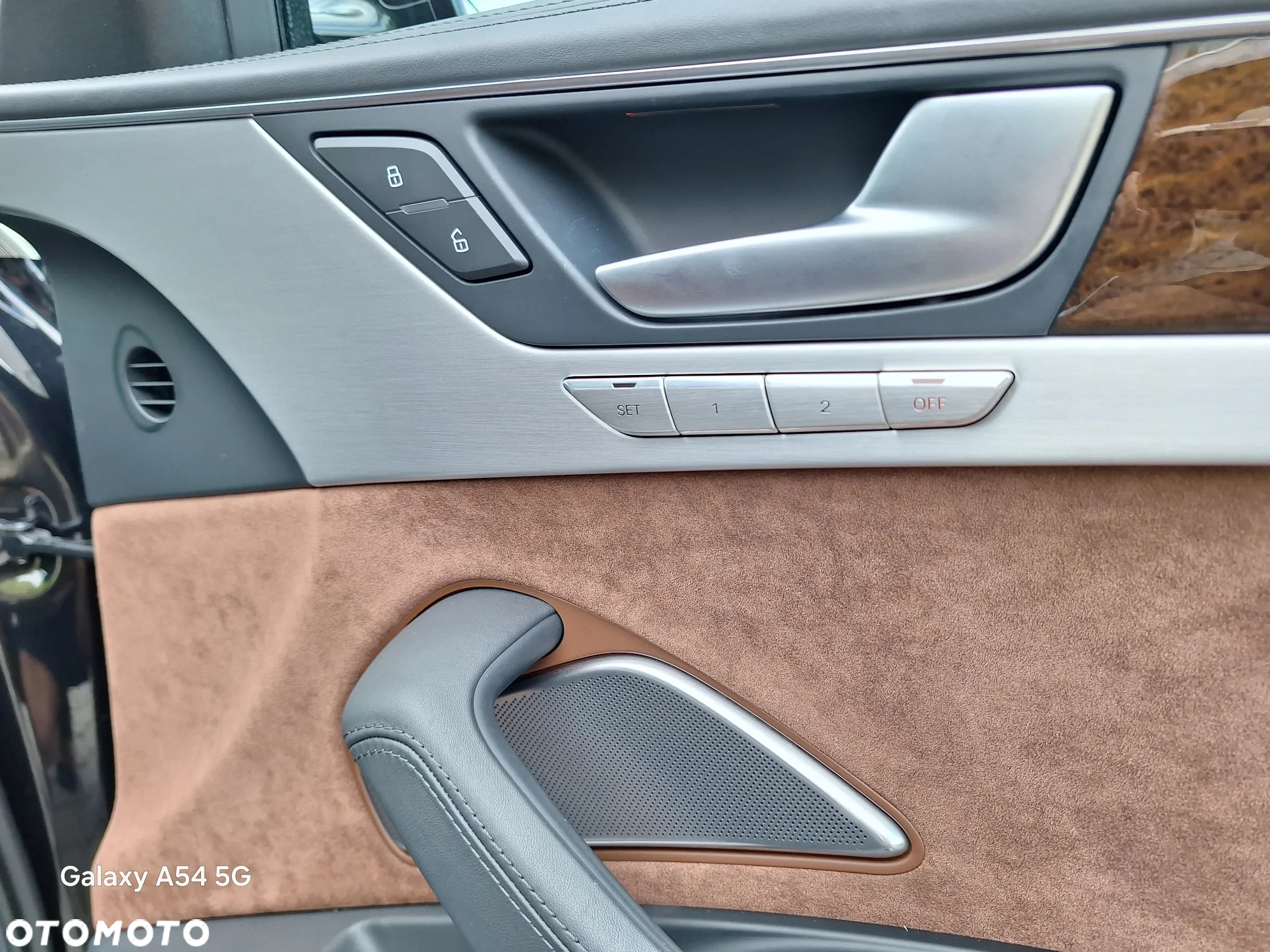Audi A8 4.2 FSI quattro tiptronic - 26