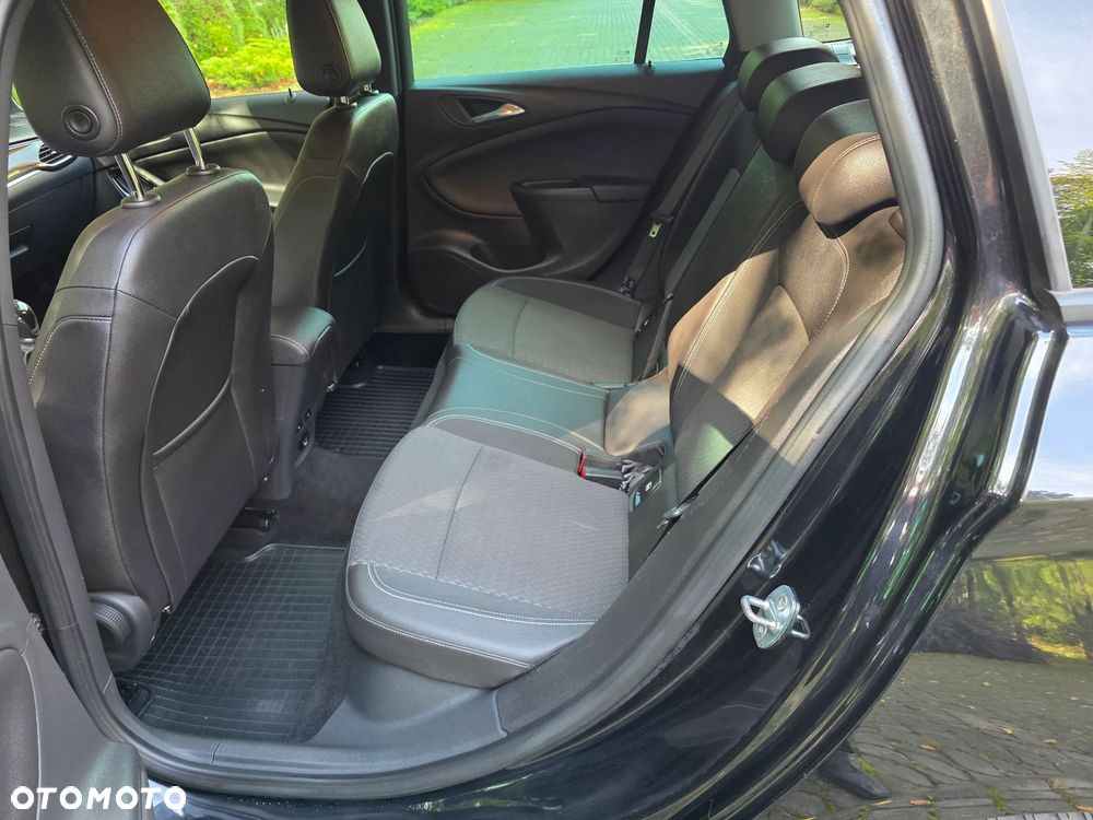 Opel Astra 1.6 CDTI DPF ecoFLEX Start/Stop Exklusiv - 17
