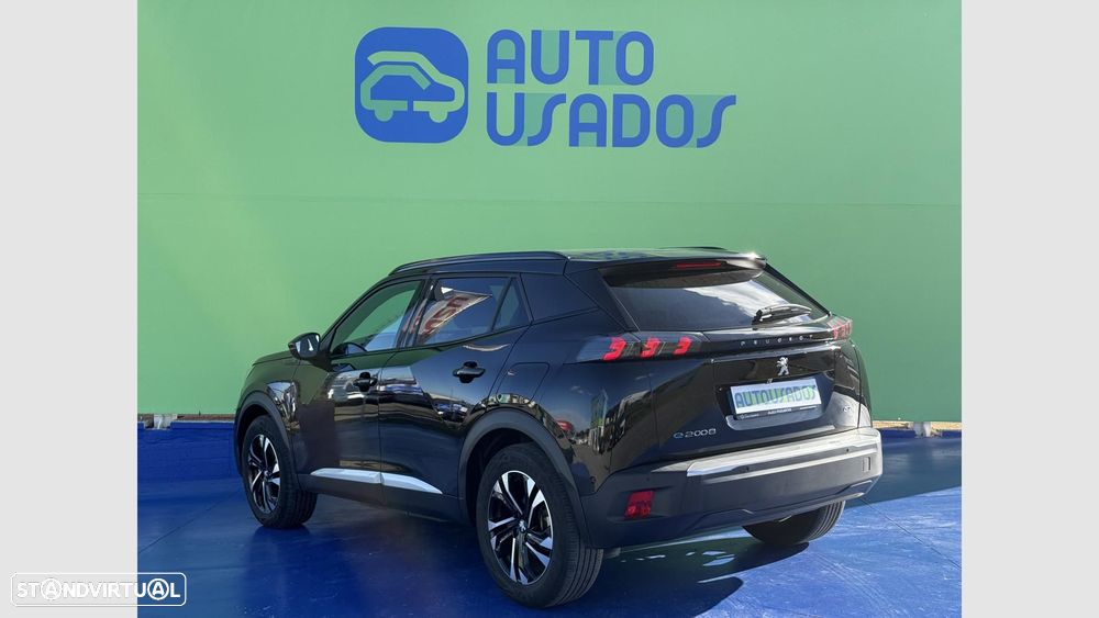 Peugeot e-2008 50 kWh GT - 3