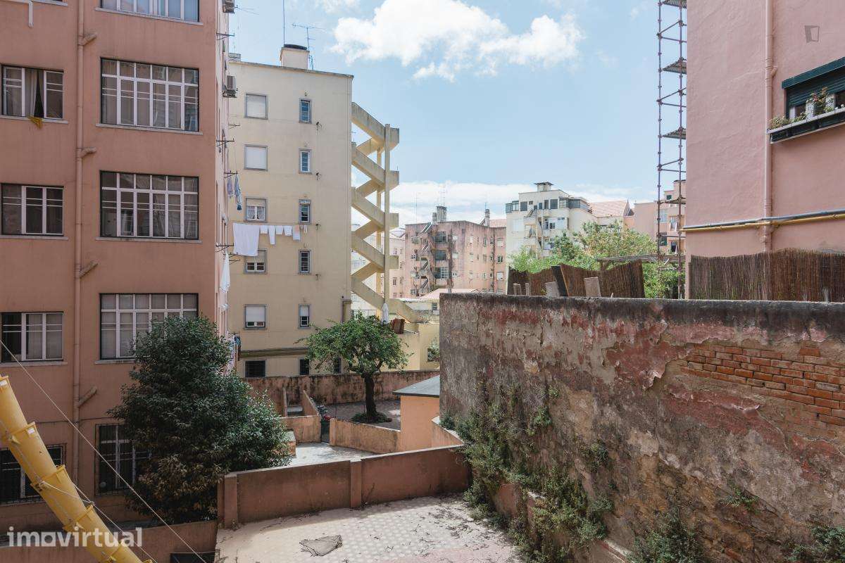 Quarto - localizado em Alameda Lisbon - Grande imagem: 5/17