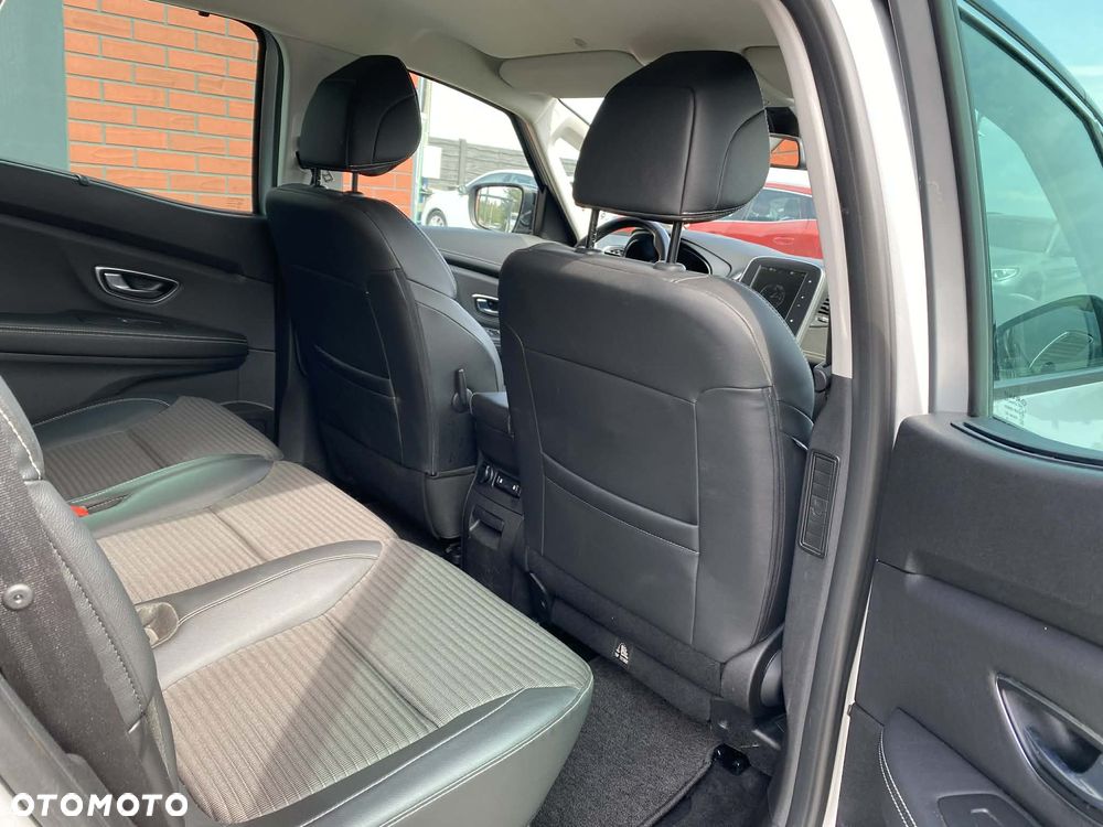 Renault Scenic TCe 140 GPF EDC LIMITED - 13