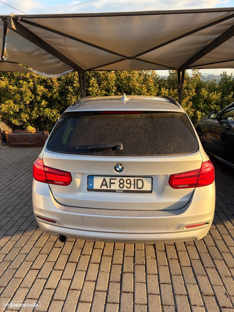 BMW 318 d Aut. Sport Line - 2