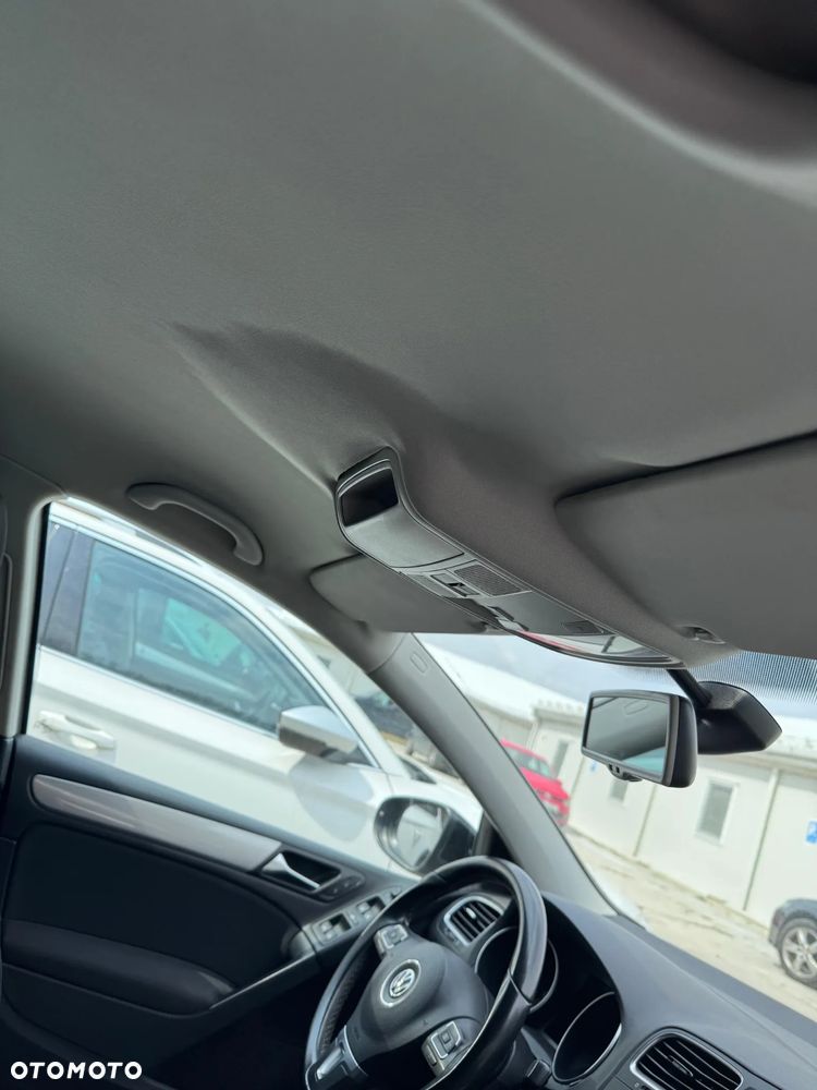 Volkswagen Golf 2.0 TDI DPF BlueMotion Technology MATCH - 6