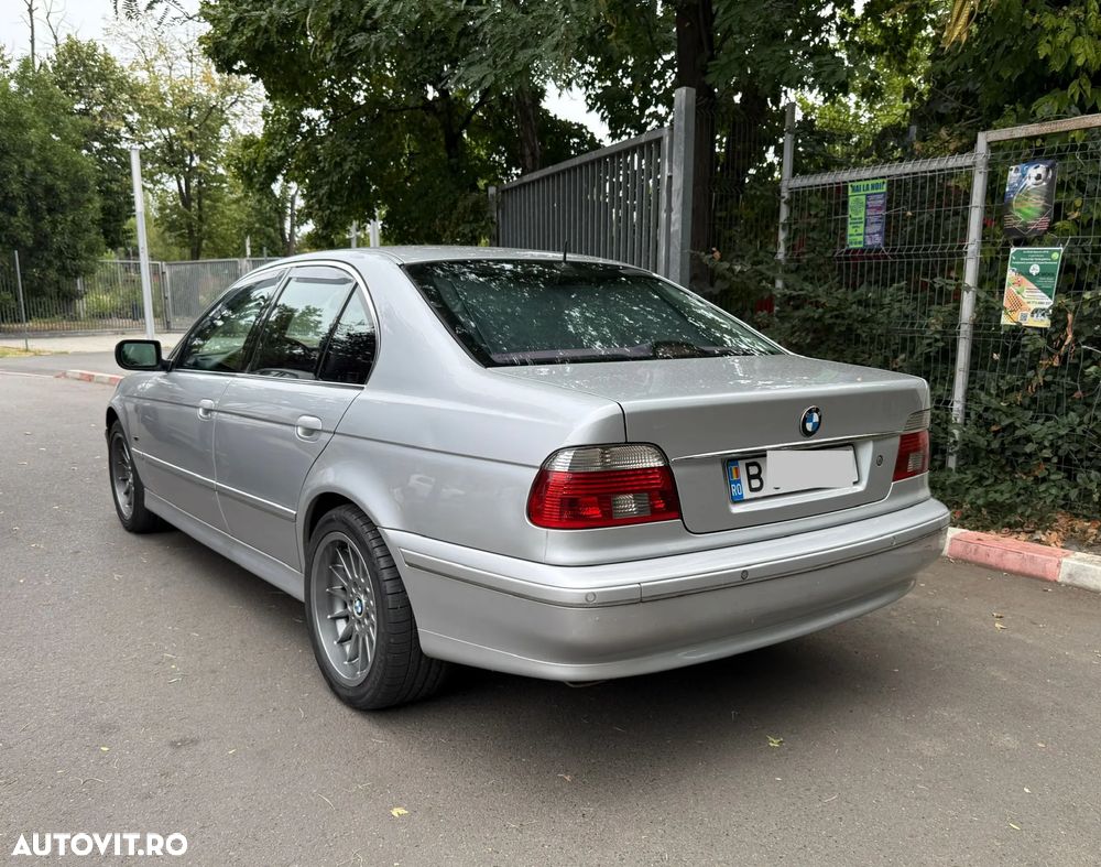 BMW Seria 5 525d Aut. Edition Fleet - 2