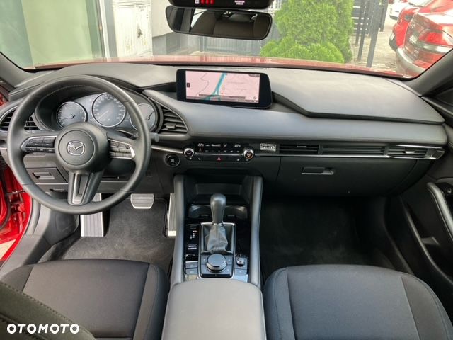 Mazda 3 2.0 mHEV Centre-Line - 11