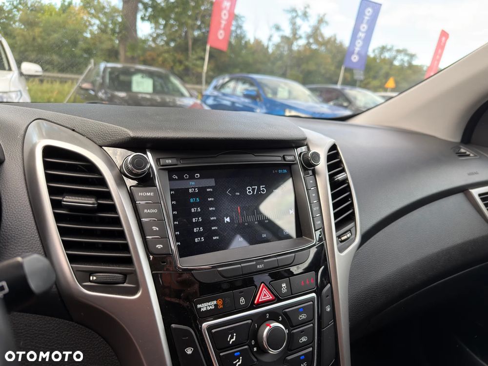 Hyundai i30 1.6 GDI Classic - 21