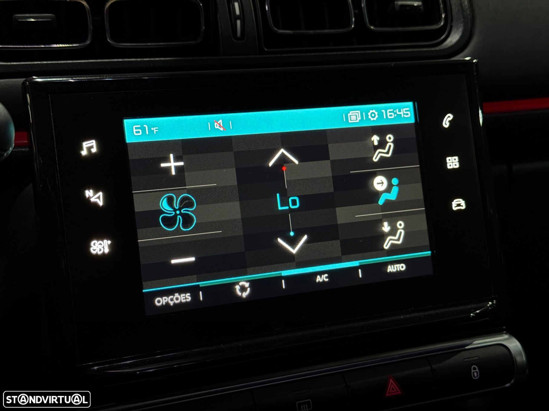 Citroën C3 1.2 PureTech Shine - 22