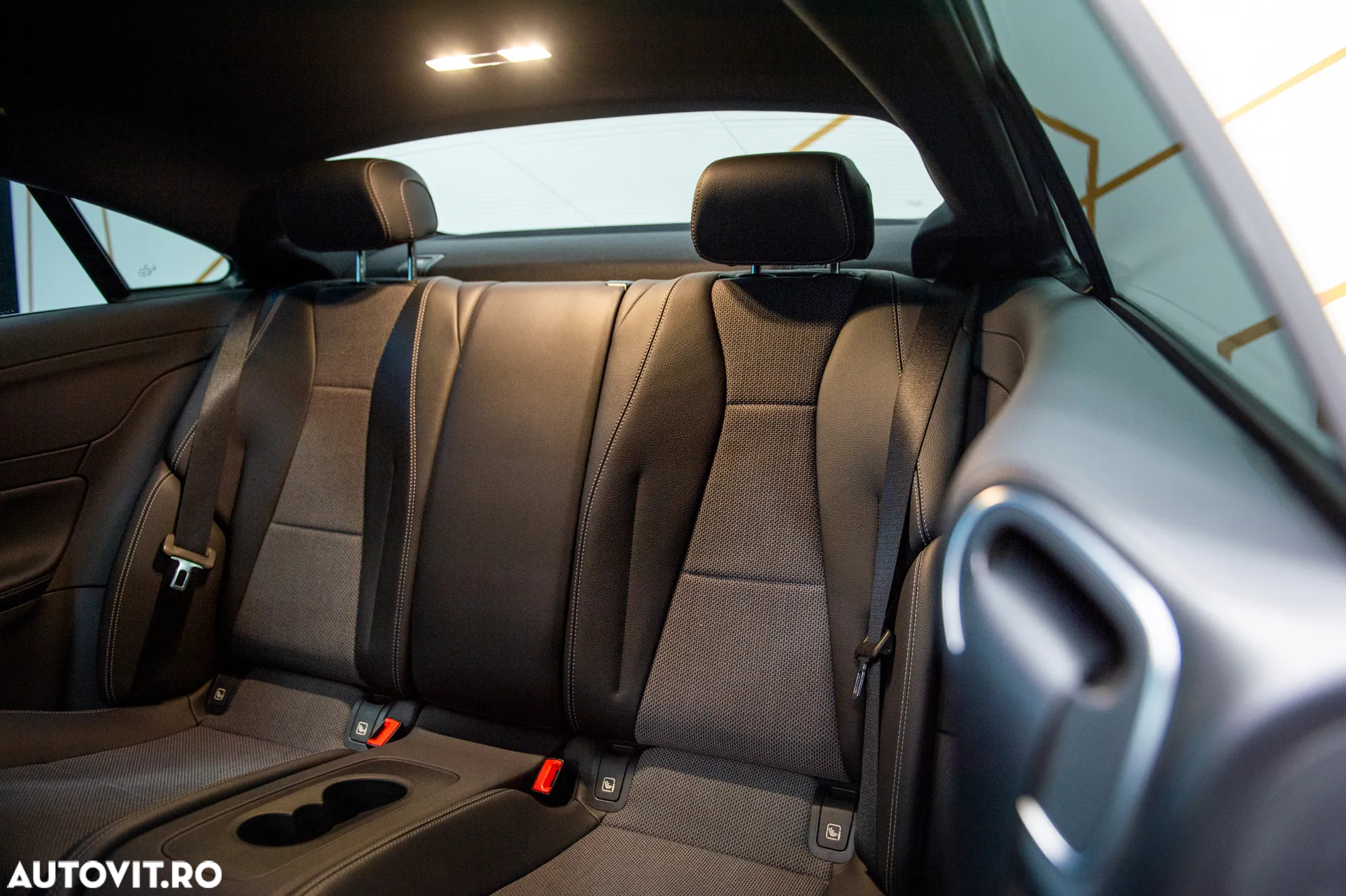 Mercedes-Benz E 220 d 9G-TRONIC Avantgarde - 8
