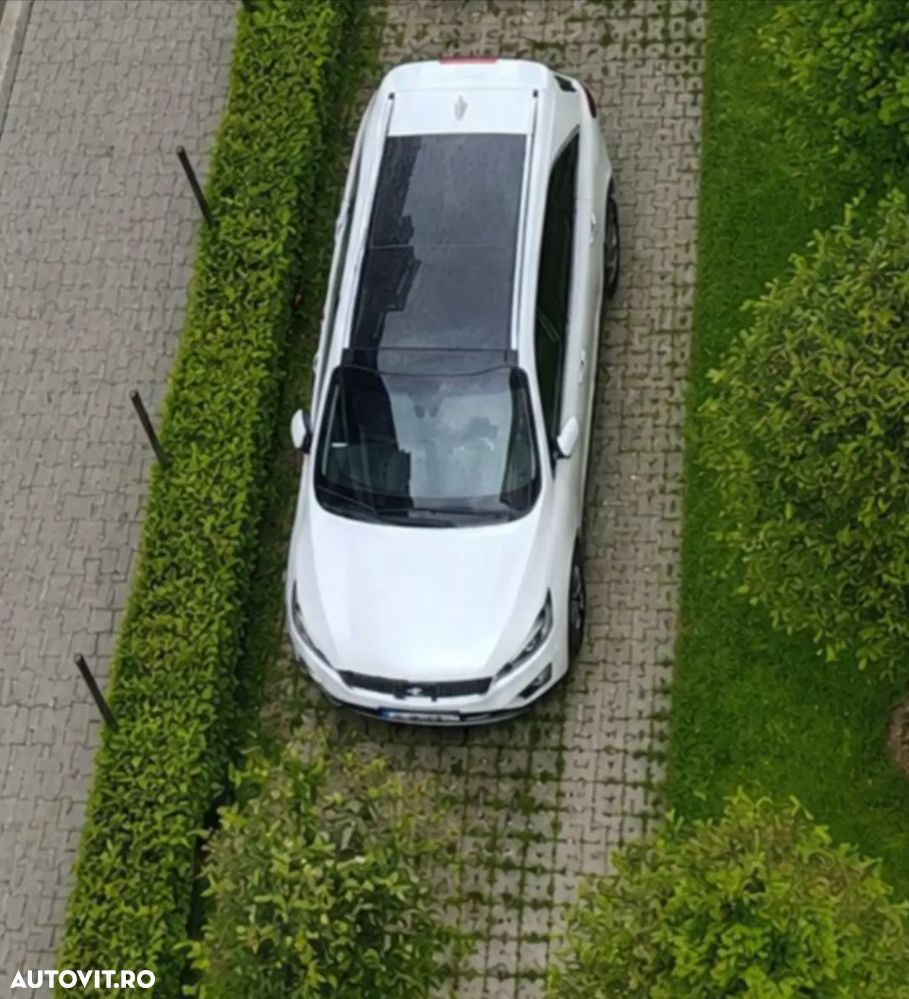 Kia Sorento - 11