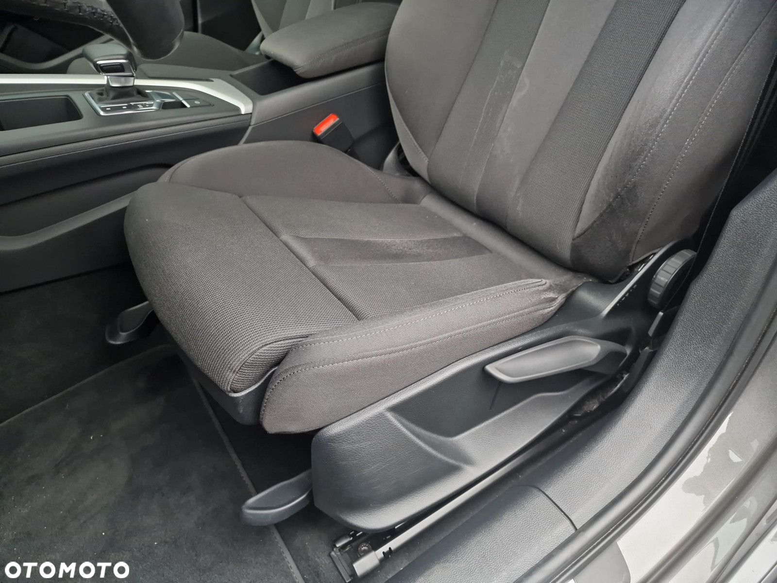 Audi A4 35 TFSI S tronic - 12