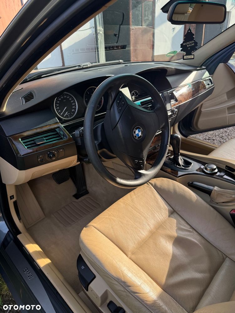 BMW Seria 5 530xd - 29
