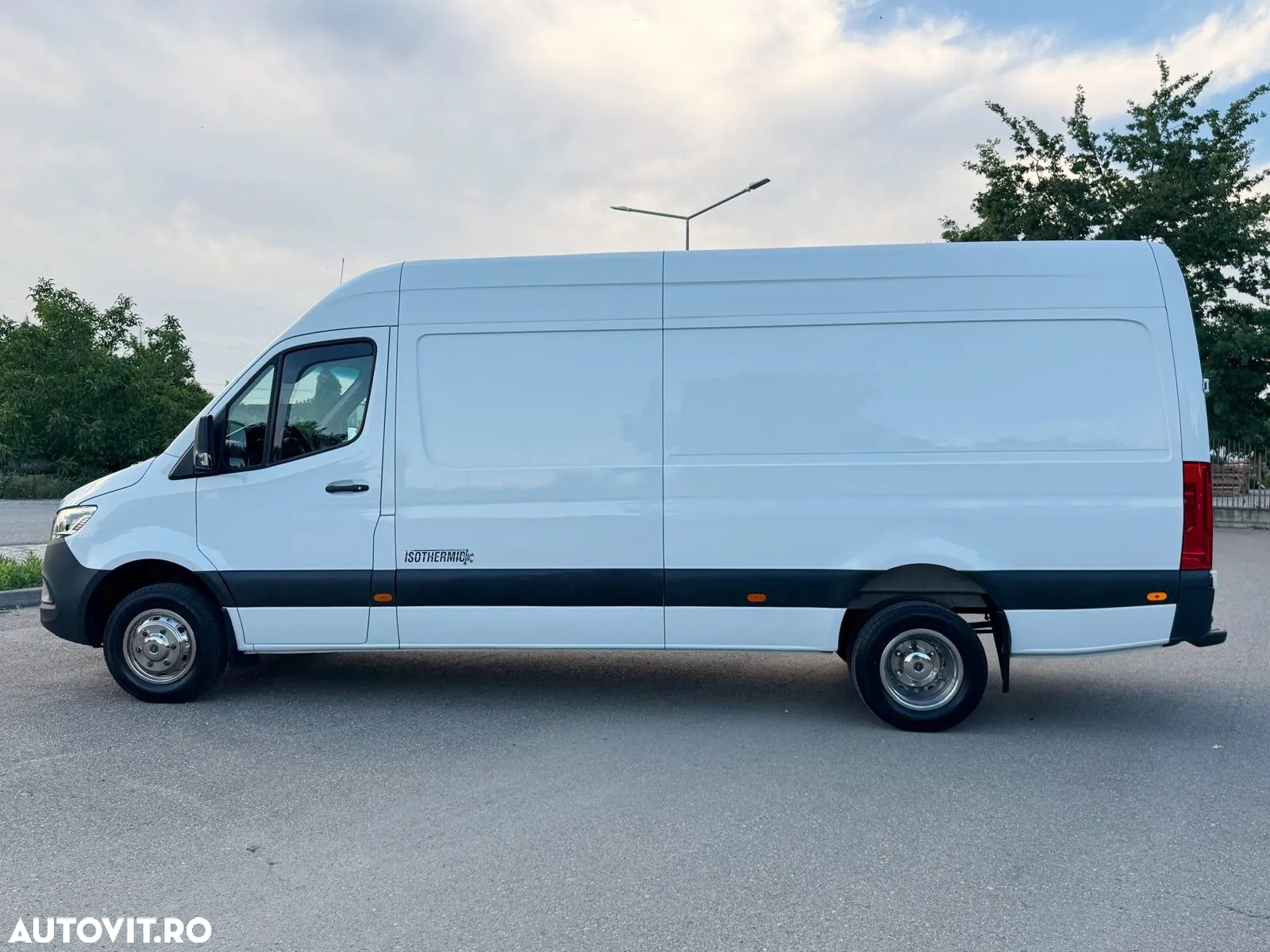 Mercedes-Benz Sprinter - 28