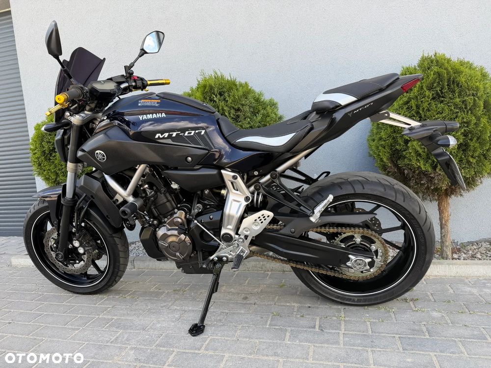 Yamaha MT - 6
