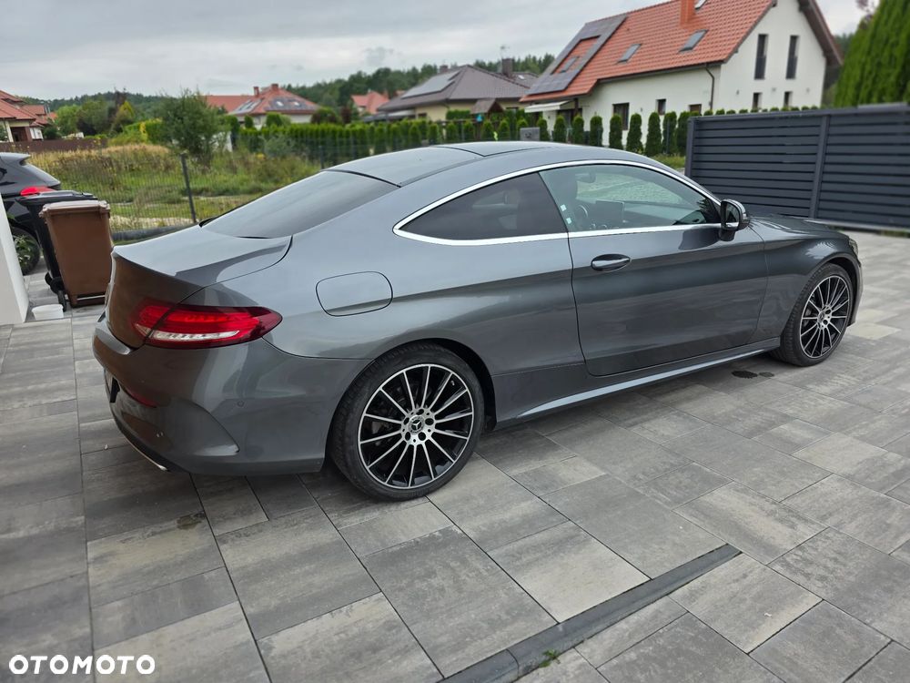 Mercedes-Benz C-Class 2016 photo 5