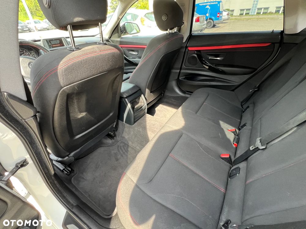 BMW 3GT 320d Sport Line - 14