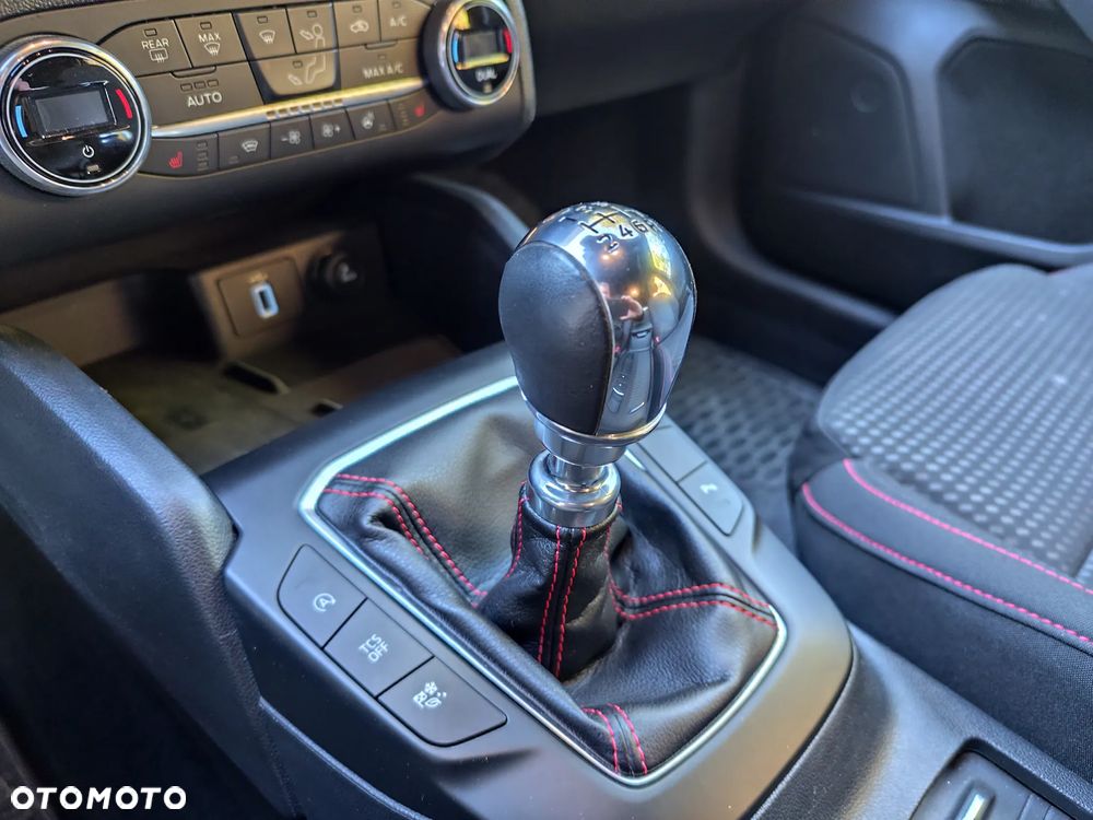 Ford Focus 1.0 EcoBoost Start-Stopp-System ST-LINE STYLE - 21