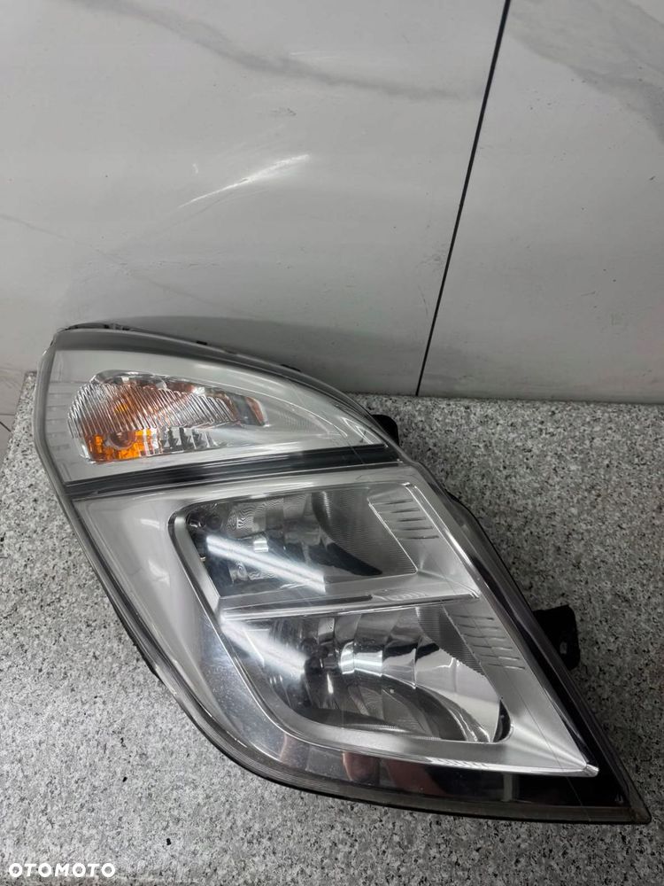 lampa reflektor prawy przód nissan interstar nv400 26010 bz50a 2010 - 2023 - 1