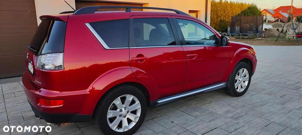 Mitsubishi Outlander 2.4 4WD CVT Intense - 3