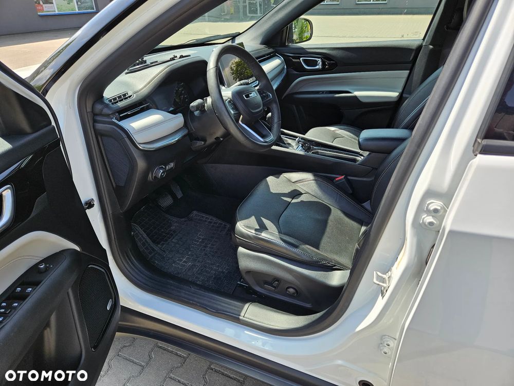 Jeep Compass - 10