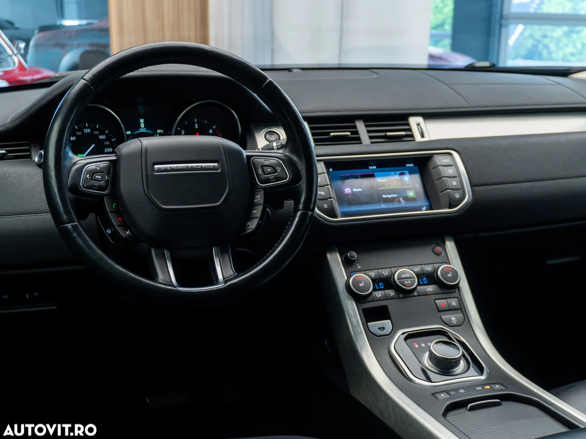 Land Rover Range Rover Evoque - 19