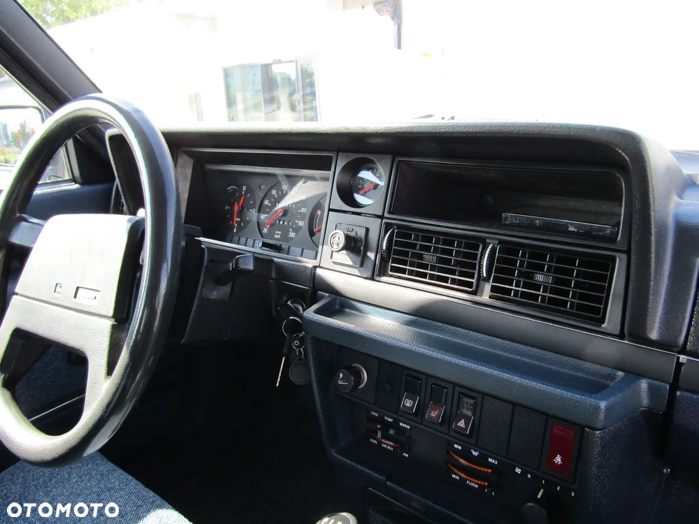 Volvo Seria 200 - 15