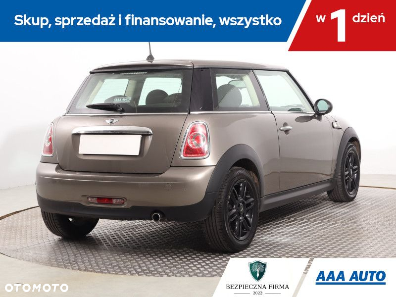 MINI ONE - 6