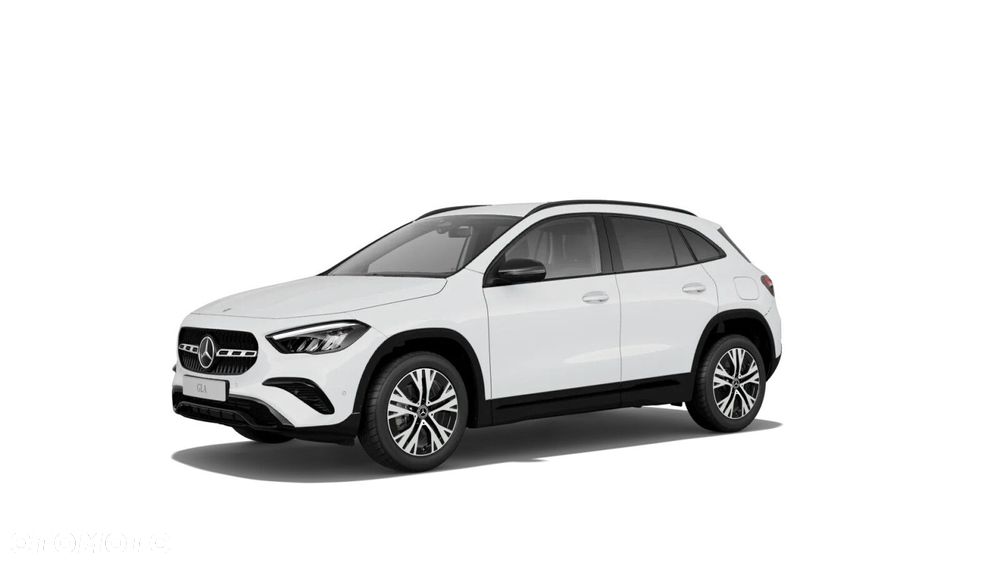 Mercedes-Benz GLA - 12