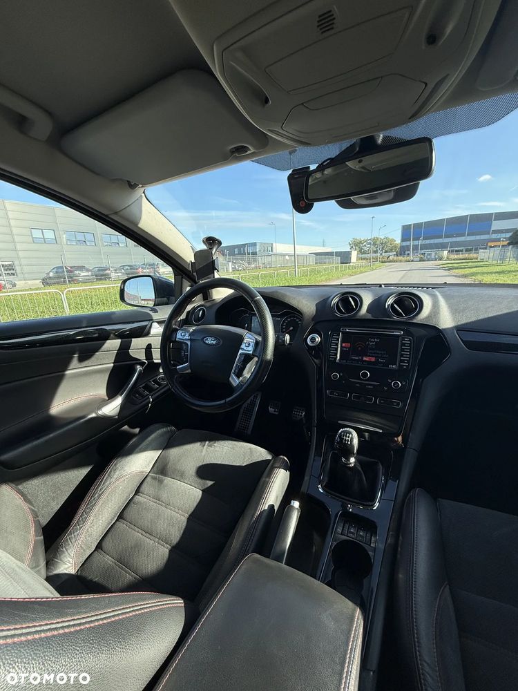 Ford Mondeo 2.0 TDCi Titanium - 11